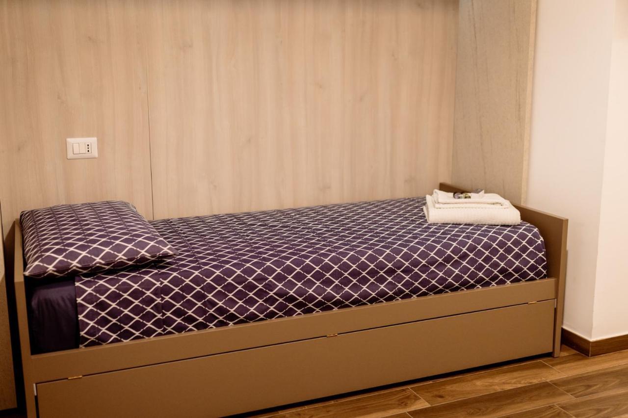 Nonna Vittoria Apartments Мола-ди-Бари Экстерьер фото