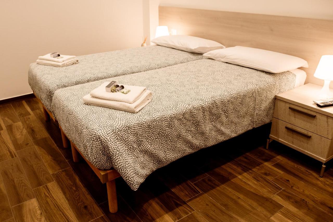 Nonna Vittoria Apartments Мола-ди-Бари Экстерьер фото