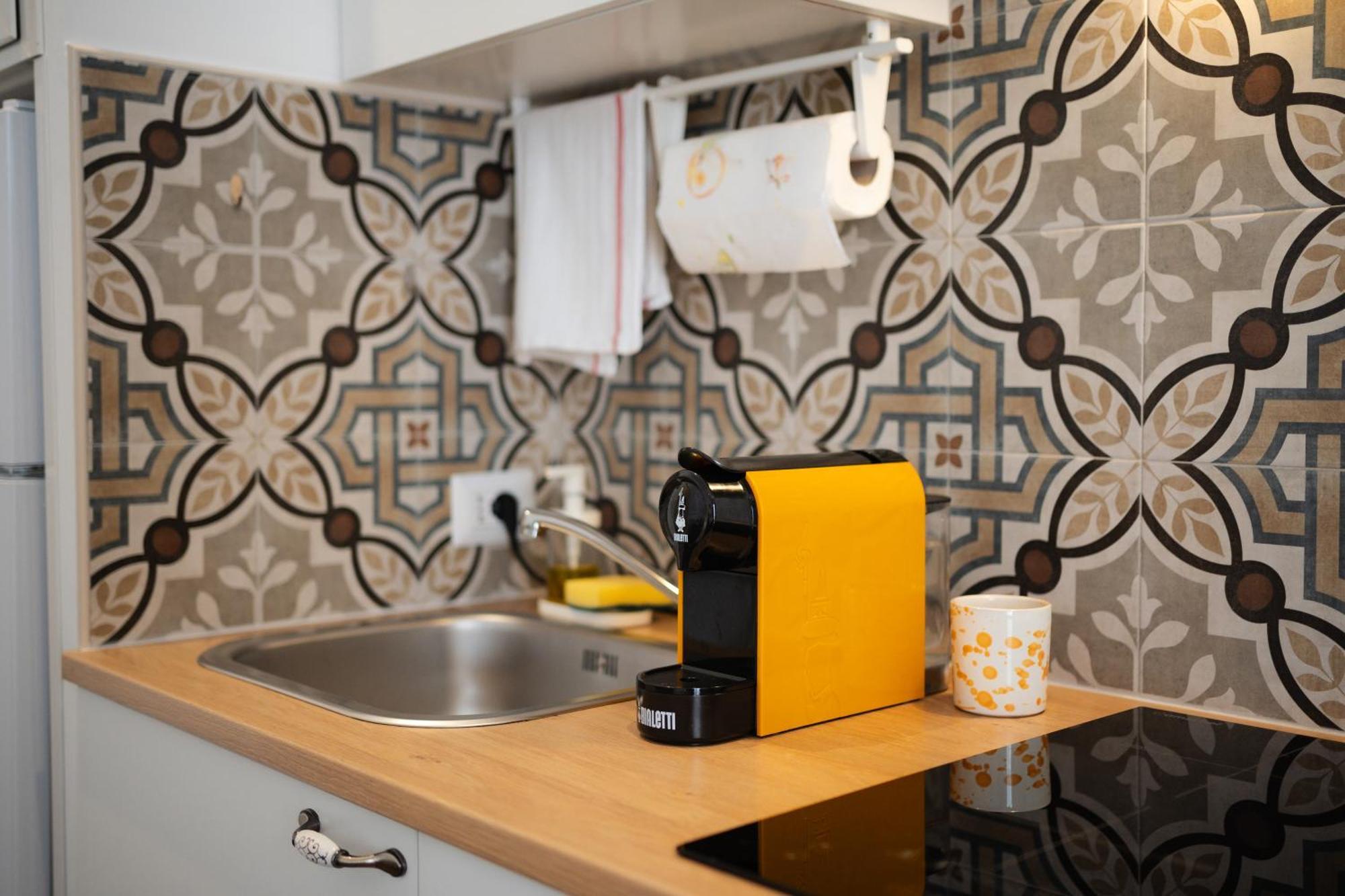 Nonna Vittoria Apartments Мола-ди-Бари Экстерьер фото